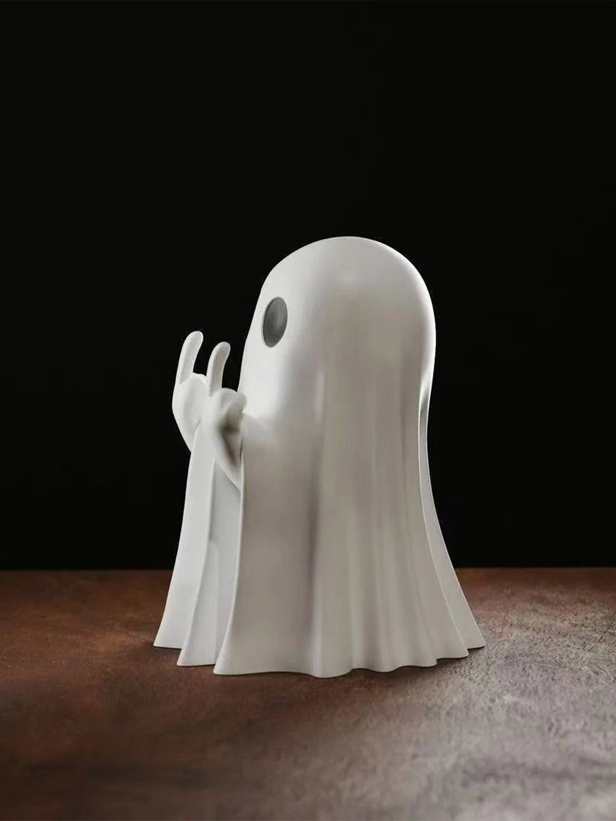 Sassy Ghost™ – Funny Halloween Desk Decoration