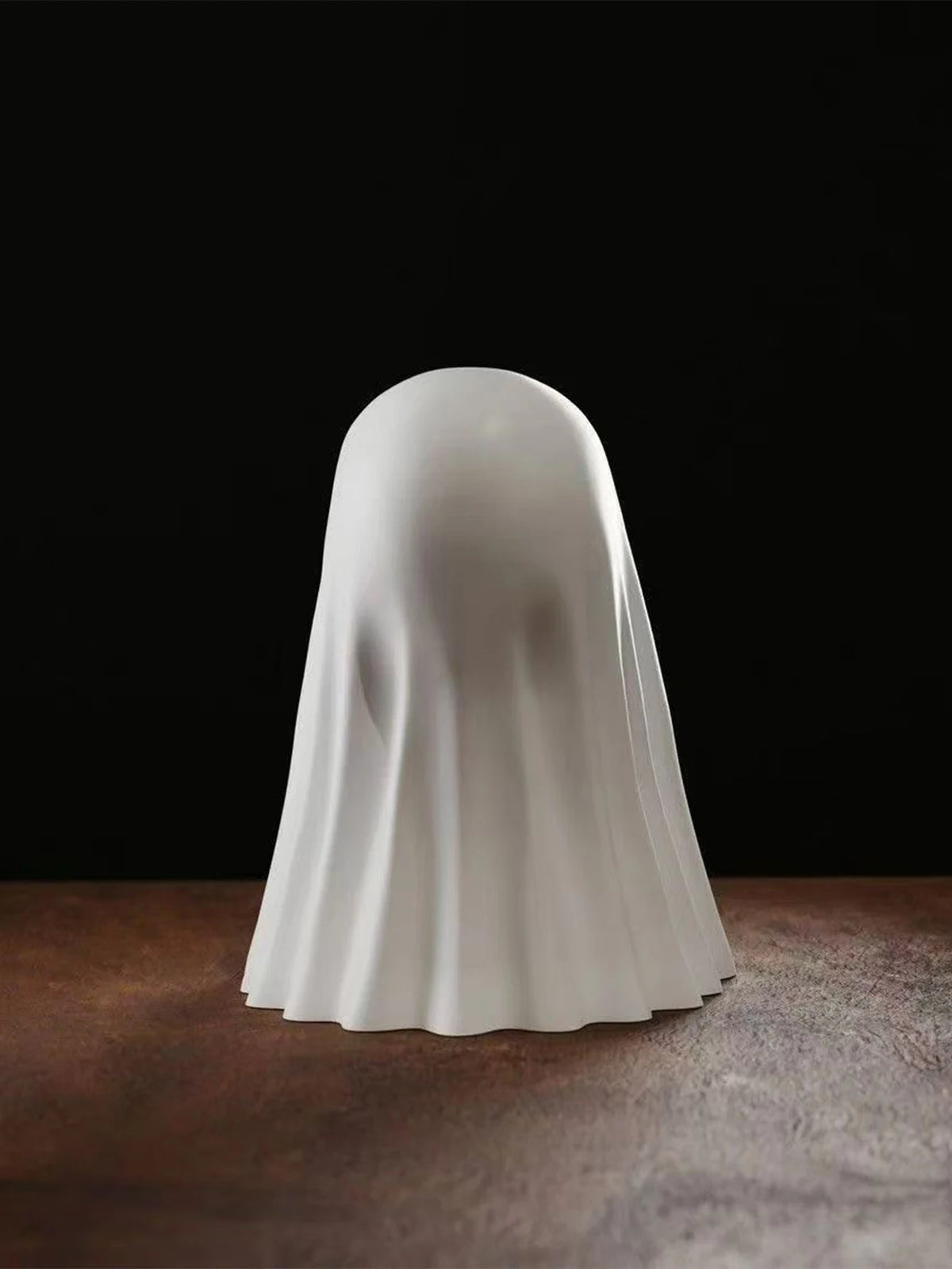 Sassy Ghost™ – Funny Halloween Desk Decoration